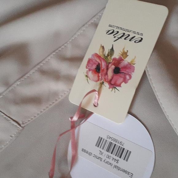 Entro Ivory Dress SIZE XL - Picture 2 of 3